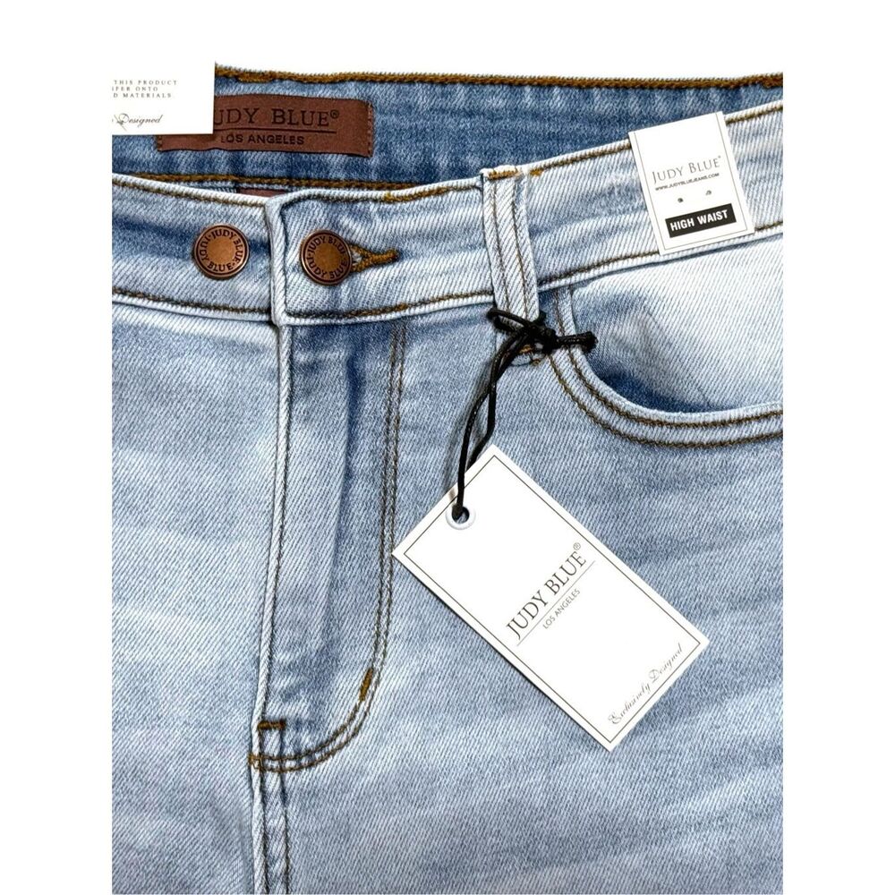 Judy Blue 2 Button High Rise Denim Shorts Light Wash Stretch Jean Shorts NWT - Picture 7 of 10